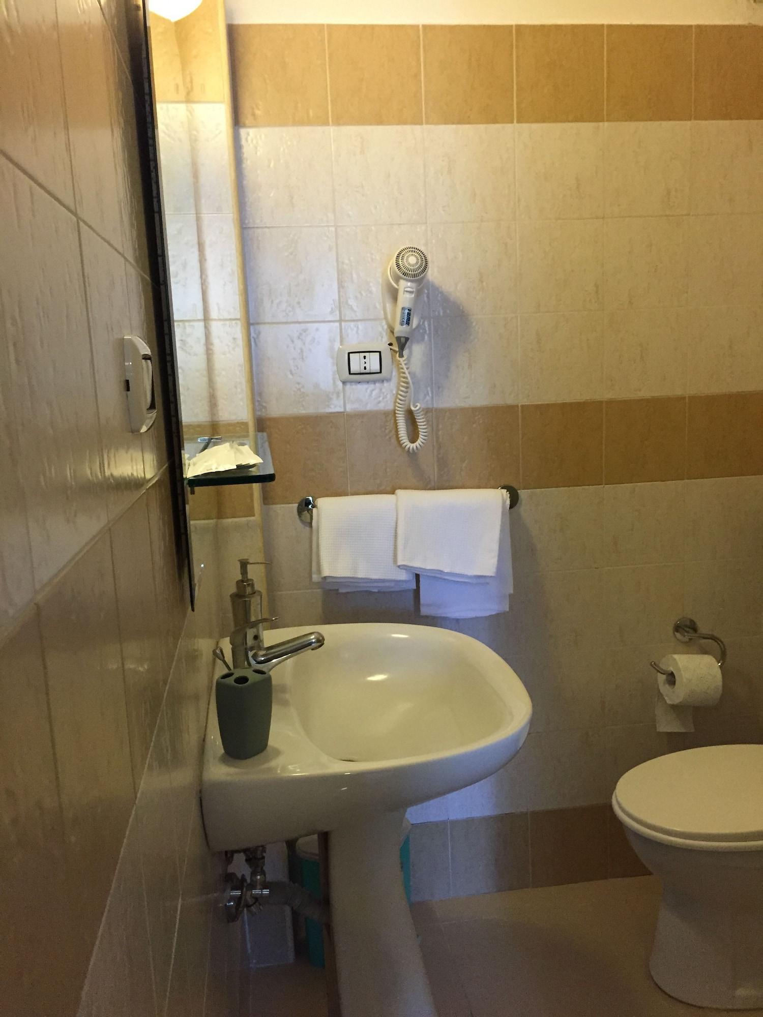 Hotel Centrale Europa 카타니아 외부 사진