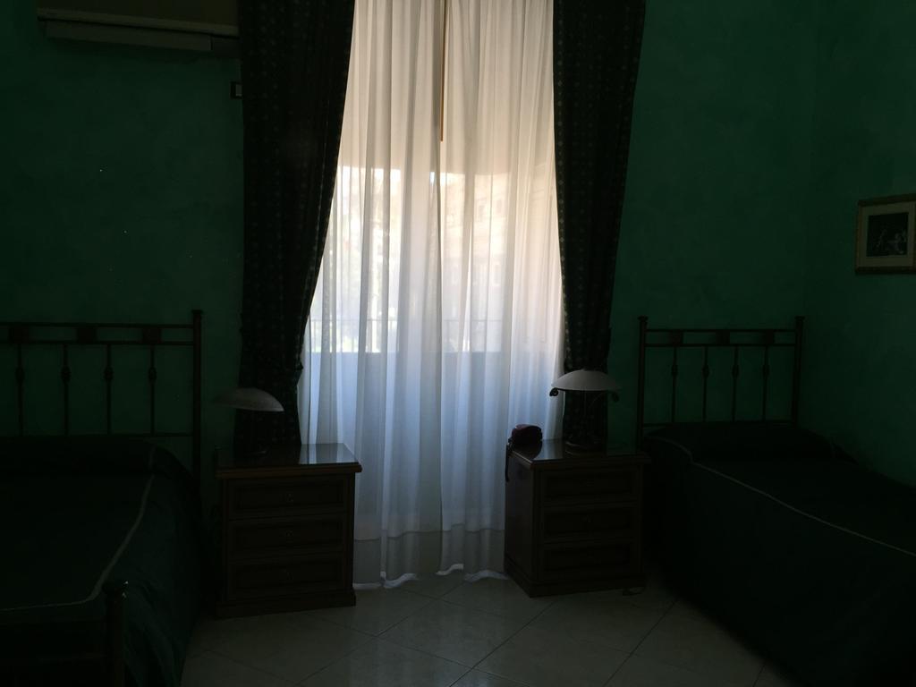 Hotel Centrale Europa 카타니아 외부 사진